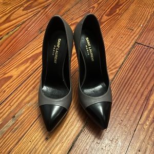 Yves Saint Laurent Leather Pumps